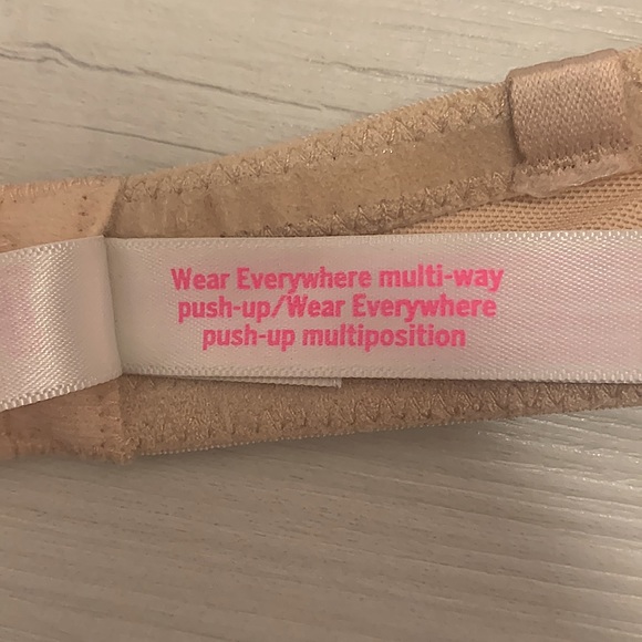 PINK, Victoria’s Secret strapless push-up bra. - Picture 7 of 7